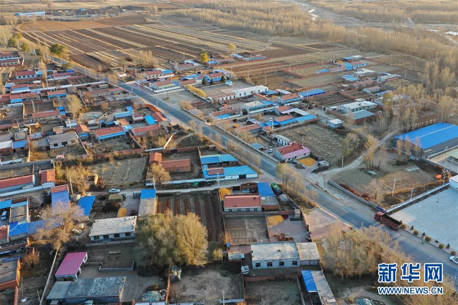 （全面建成小康社會(huì)“百城千縣萬(wàn)村”調(diào)研行·圖文互動(dòng)）（2）互助互利，小甘薯帶來(lái)甜蜜日子——內(nèi)蒙古奈曼旗互利村闖出產(chǎn)業(yè)致富之路