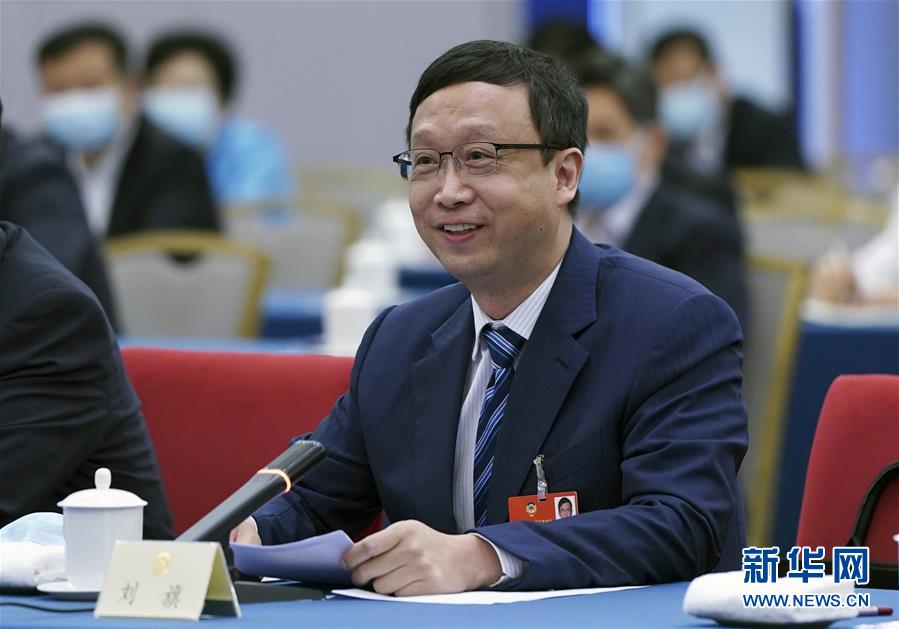 （新華全媒頭條·圖文互動(dòng)）（4）從人民中汲取磅礴力量——習(xí)近平總書記同出席2020年全國(guó)兩會(huì)人大代表、政協(xié)委員共商國(guó)是紀(jì)實(shí)