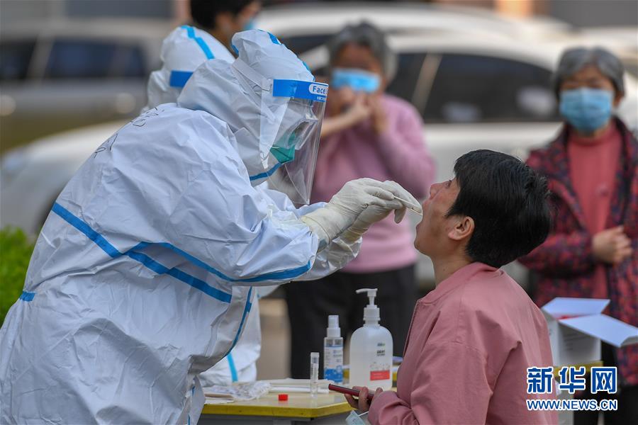 （新華全媒頭條·兩會精神看落實·圖文互動）（5）整體謀劃、系統(tǒng)升級、全面提升——落實全國兩會精神織牢織密公共衛(wèi)生防護網(wǎng)