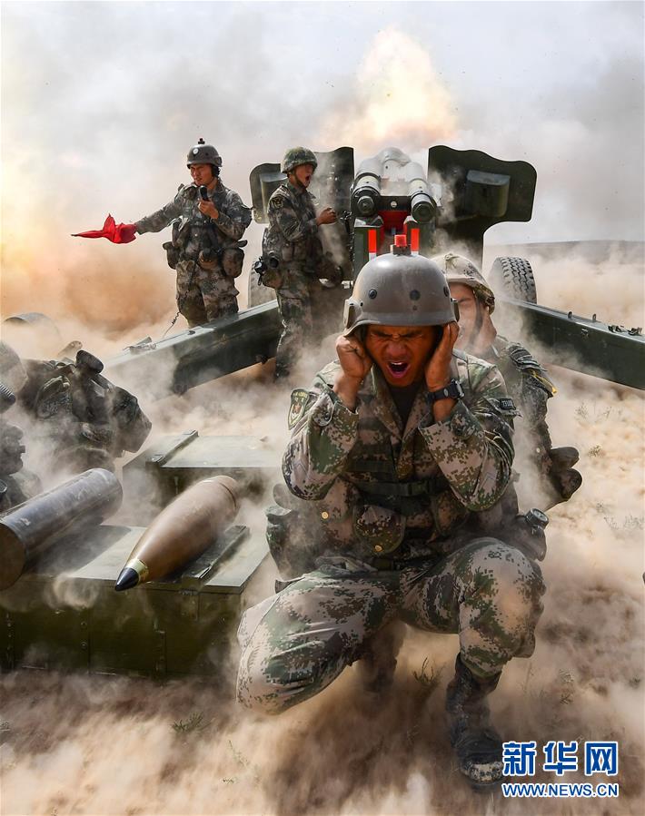 （新華全媒頭條·圖文互動）（9）沿著中國特色強軍之路闊步前進(jìn)——黨中央、中央軍委領(lǐng)導(dǎo)推進(jìn)國防和軍隊建設(shè)70年紀(jì)實