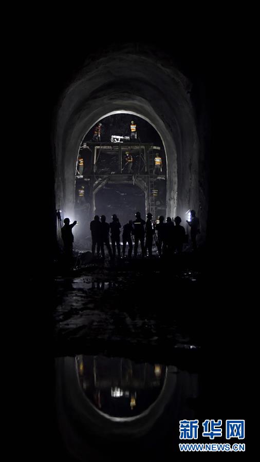 （在習近平新時代中國特色社會主義思想指引下——新時代新作為新篇章·習近平總書記關切事·圖文互動）（7）新機遇、新引擎——重大工程重大項目建設新動向觀察