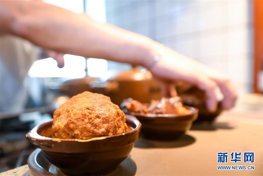 （在習(xí)近平新時(shí)代中國(guó)特色社會(huì)主義思想指引下——新時(shí)代新作為新篇章·習(xí)近平總書(shū)記關(guān)切事·圖文互動(dòng)）（7）珍惜盤(pán)中餐，狠剎浪費(fèi)風(fēng)——各地積極行動(dòng)堅(jiān)決制止餐飲浪費(fèi)