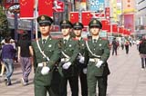 武警上?？傟犚恢ш犑嘘?0年踐行雷鋒精神