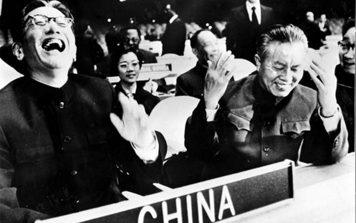 1971年10月25日，聯(lián)大通過(guò)決議，恢復(fù)了中華人民共和國(guó)在聯(lián)合國(guó)的合法席位