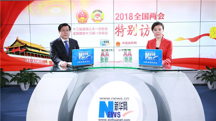 曾文明：推動各方力量向脫貧攻堅聚合，堅決打贏脫貧攻堅硬仗