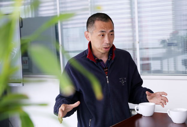 數(shù)據(jù)量大，涉及到全球八個不同地方的望遠鏡