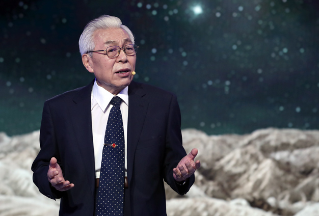 雖然已經(jīng)84歲了，但我還會(huì)加倍努力。