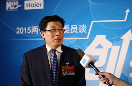 “面對這種新型的、農業(yè)轉型的項目，政府各級部門也都在研究怎么落實，還有很多細節(jié)上的問題。”