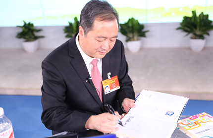 “創(chuàng)新不僅是技術創(chuàng)新、管理創(chuàng)新，還有商業(yè)模式的創(chuàng)新。”
