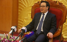 專訪：愿中國人民在中共領(lǐng)導(dǎo)下取得更多成就——訪越共中央委員、中央對(duì)外部部長黃平君