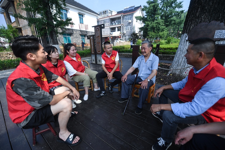 新華社評(píng)論員:以優(yōu)良作風(fēng)決勝?zèng)Q戰(zhàn)