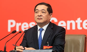 山東省經(jīng)濟(jì)和信息化委員會(huì)黨組書記、主任錢煥濤