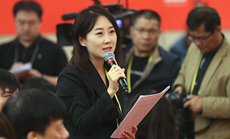 鳳凰衛(wèi)視、鳳凰網(wǎng)記者提問