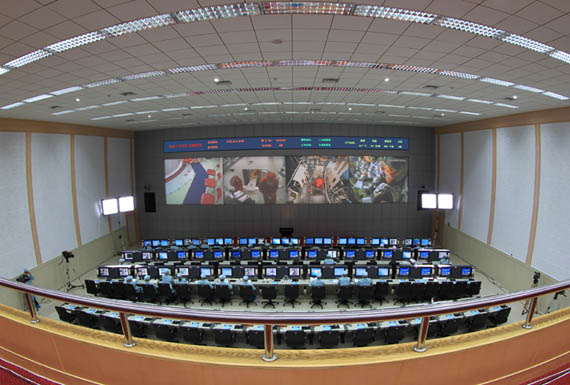 酒泉衛(wèi)星發(fā)射中心指控中心現(xiàn)場(chǎng)