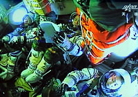 航天員在做準(zhǔn)備工作