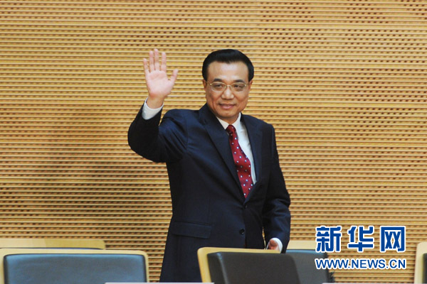 5月5日，中國國務(wù)院總理李克強在位于亞的斯亞貝巴的非洲聯(lián)盟總部發(fā)表題為《開創(chuàng)中非合作更加美好的未來》的演講。 新華社記者 謝環(huán)馳 攝 