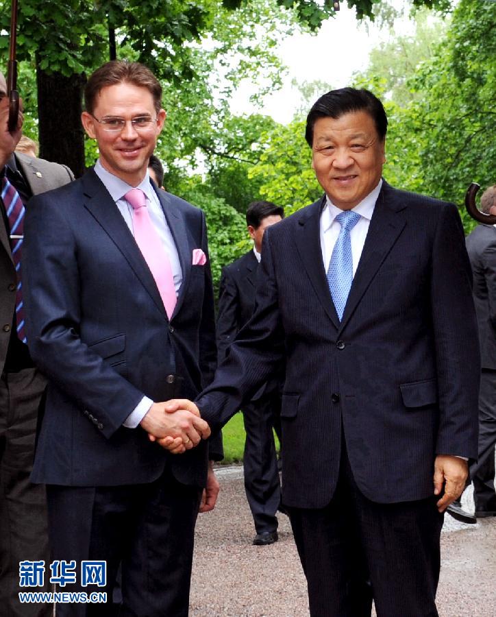 6月12日，中共中央政治局常委、中央書記處書記劉云山在赫爾辛基會見芬蘭總理卡泰寧。 新華社記者饒愛民攝