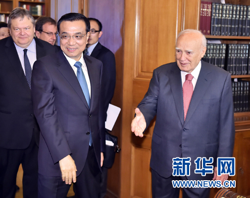 6月20日，國務(wù)院總理李克強在雅典總統(tǒng)府會見希臘總統(tǒng)帕普利亞斯。新華社記者 李濤 攝