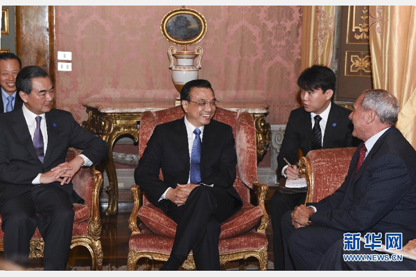 10月15日，中國(guó)國(guó)務(wù)院總理李克強(qiáng)在羅馬會(huì)見意大利參議長(zhǎng)格拉索。 新華社記者謝環(huán)馳攝 