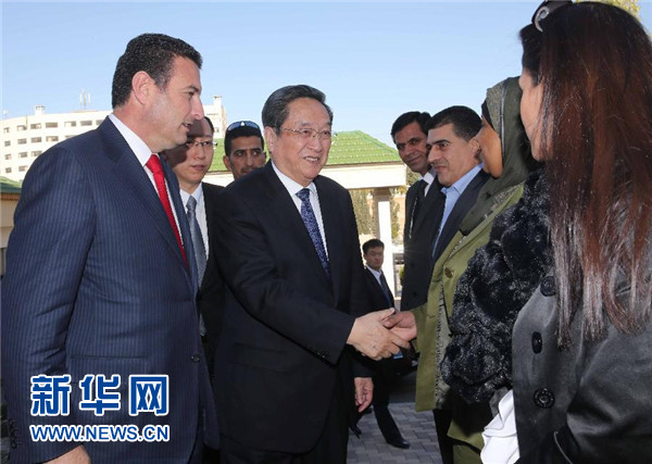 11月9日，正在約旦進行正式友好訪問的全國政協(xié)主席俞正聲在安曼會見約旦眾議院代議長薩法迪。 新華社記者 劉衛(wèi)兵 攝 