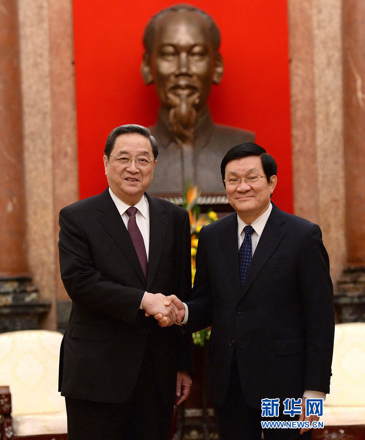 12月25日至27日，中共中央政治局常委、全國政協(xié)主席俞正聲對越南進(jìn)行正式訪問。這是12月26日，俞正聲在河內(nèi)會見越南國家主席張晉創(chuàng)。 新華社記者馬占成攝