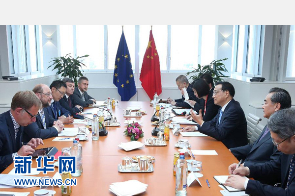 當(dāng)?shù)貢r間6月29日上午，國務(wù)院總理李克強在布魯塞爾會見歐洲議會議長舒爾茨。 新華社記者 龐興雷 攝