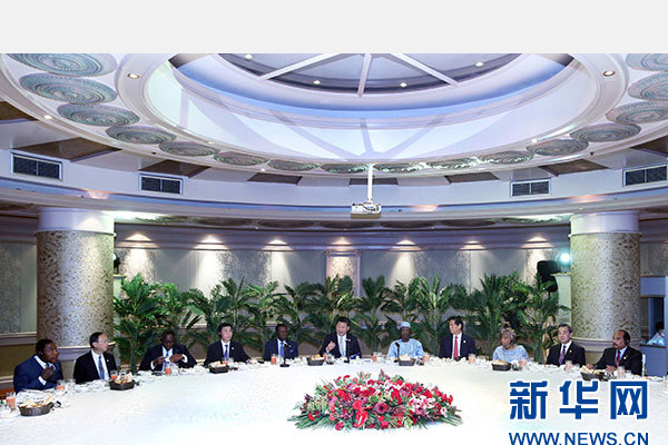 12月5日，國家主席習近平在約翰內斯堡再次集體會見17位非洲國家領導人。 新華社記者 姚大偉 攝