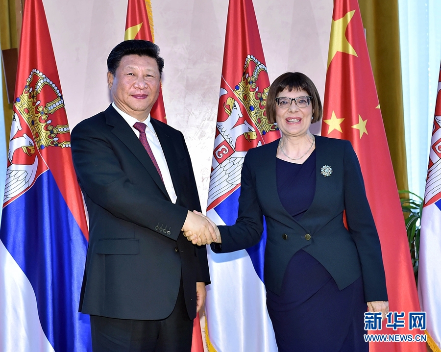 6月18日，國(guó)家主席習(xí)近平在貝爾格萊德會(huì)見塞爾維亞國(guó)民議會(huì)議長(zhǎng)戈伊科維奇。 新華社記者李濤攝