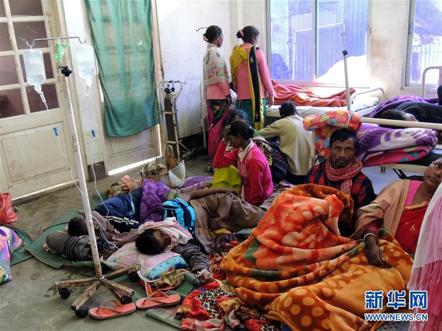 (國際)(1)印度假酒事件死亡人數(shù)升至156人