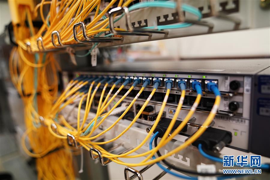 （國際·圖文互動）（3）通訊：安全、好用、實惠——美國電信運營商的華為親體驗