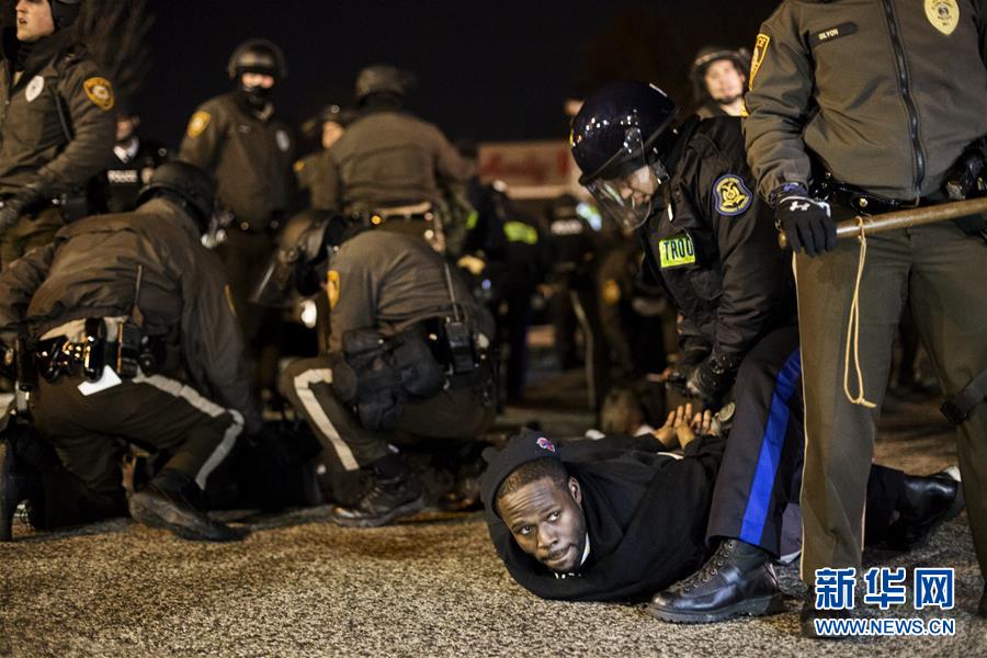 (國際·圖文互動)(1)中國人權(quán)研究會發(fā)表文章揭批“美式人權(quán)”虛偽本質(zhì)