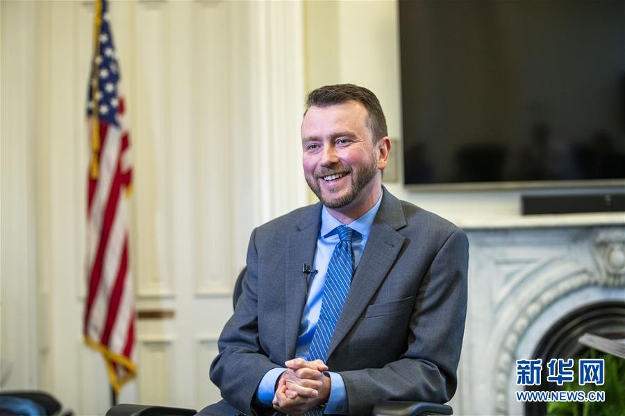 (國際·圖文互動)(1)專訪:肯塔基州期待引領(lǐng)中美地方合作潮流——訪肯塔基州商貿(mào)廳官員
