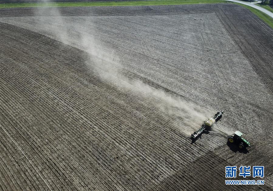 (國際·圖文互動(dòng))(4)通訊:貿(mào)易戰(zhàn)凸顯美國農(nóng)業(yè)發(fā)展隱憂