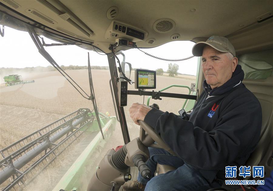 (國際·圖文互動(dòng))(6)通訊:貿(mào)易戰(zhàn)凸顯美國農(nóng)業(yè)發(fā)展隱憂