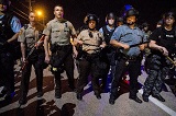 弗格森的警察為啥這么“牛”？